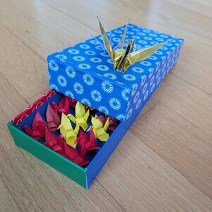 Meet your Posher, Crystal